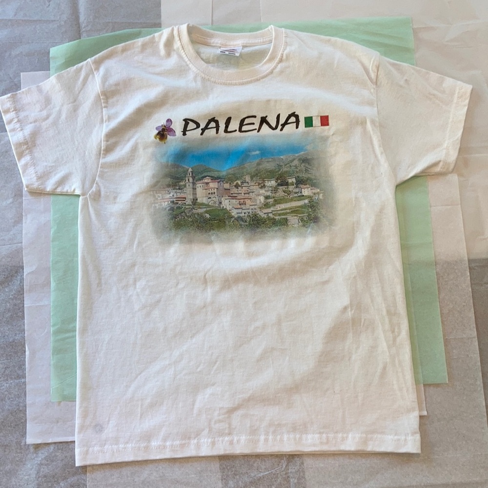 Kids Palena Italy T-Shirt Size 9-11 NWOT
